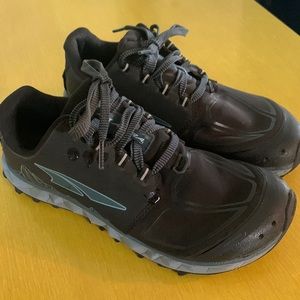 Altra superior 4.5 trail running shoe